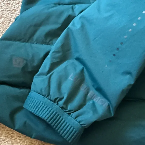 Authentic Lululemon athletica down for it all hood jacket women’s puff - Picture 4 of 4